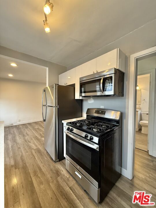 Photo - 1326 S Bronson Ave Unit 1328 1/2