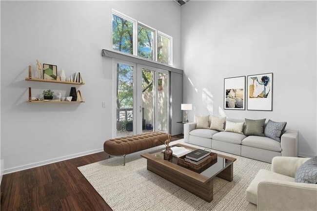 Photo - 5 Krog St NE