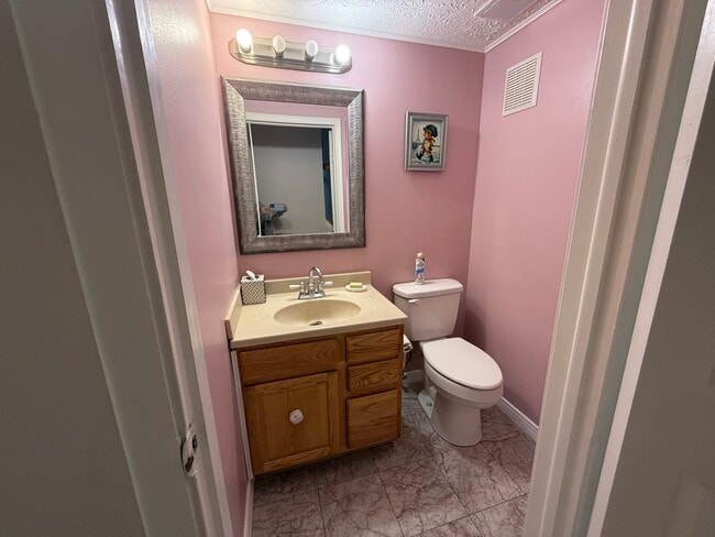 Photo - 11 Honeybell Ct