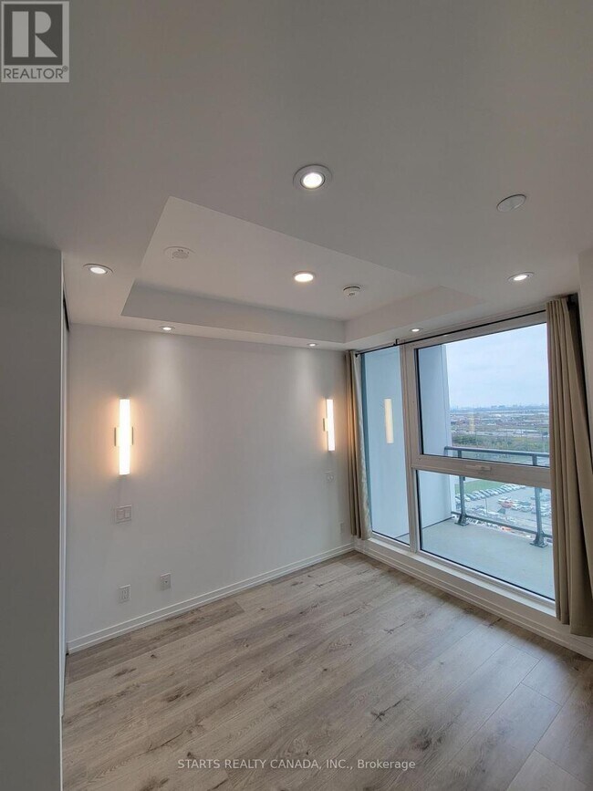 Photo - 1000 Portage Pkwy Unit 1007