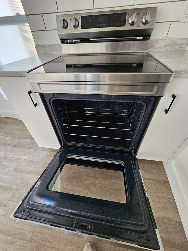 Photo - 87 Weldon St Unit 102