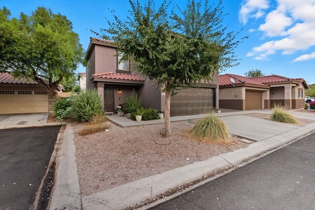 Photo - Beautiful 2-Story Home with Modern Upgrade...