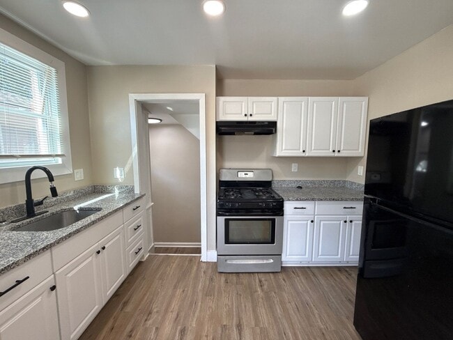 Photo - Freshly Renovated Single Family Home In De...