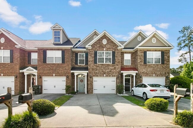 Photo - 102 Lamplighter Ln Townhome