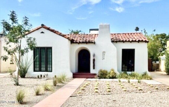 Building Photo - 1314 W Willetta St Rental