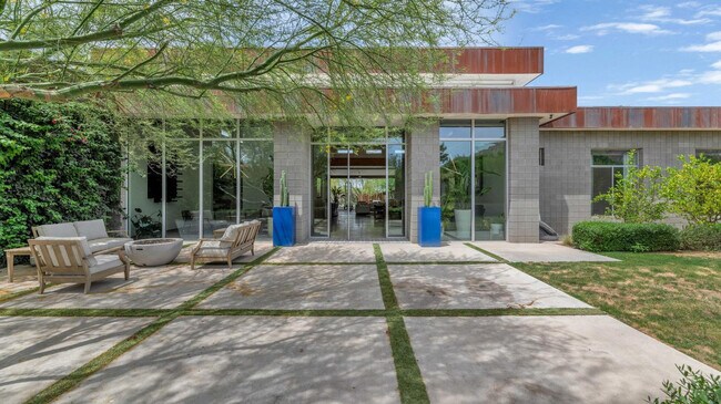 Photo - 4912 N 45th St