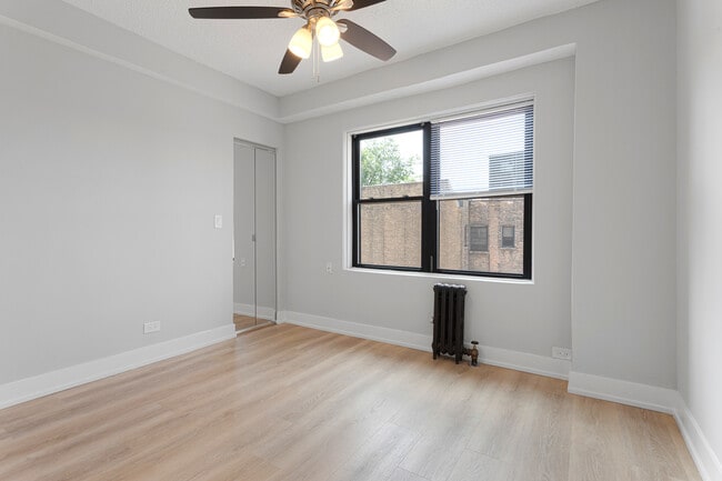 Photo - 6026 N Winthrop Ave