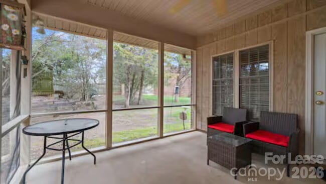 Photo - 2804 Wingfield Pl