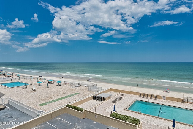 Photo - 3051 S Atlantic Ave Unidad 505