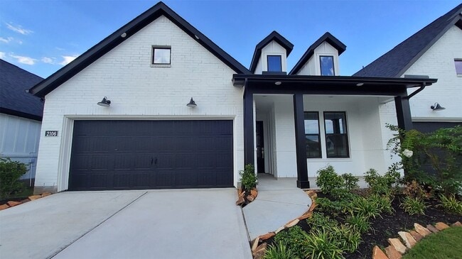 Photo - 2106 Grapewood Ln