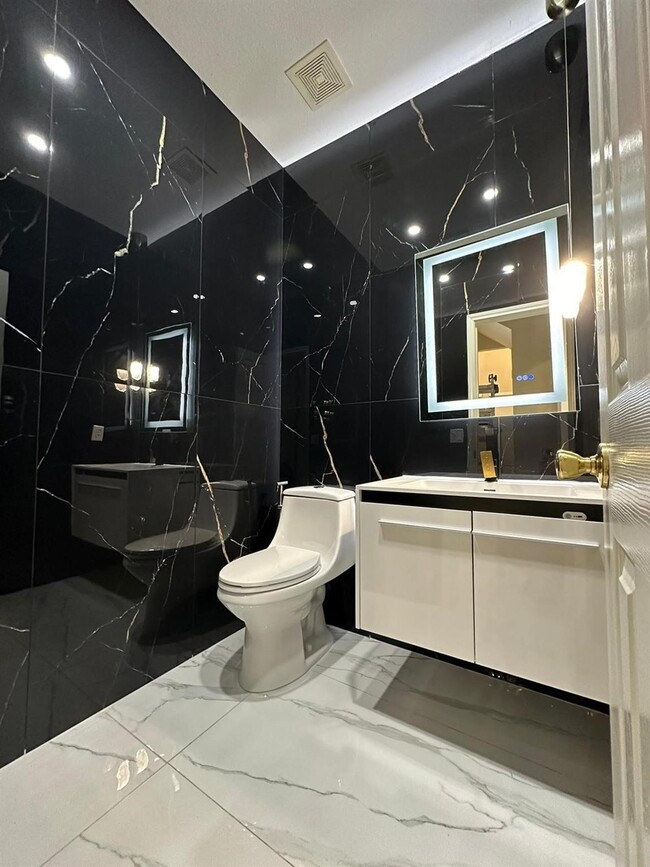 Photo - 11027 Dellrose Crossing Dr