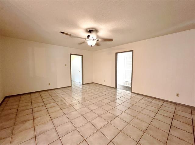 Photo - 1209 Irwin Dr