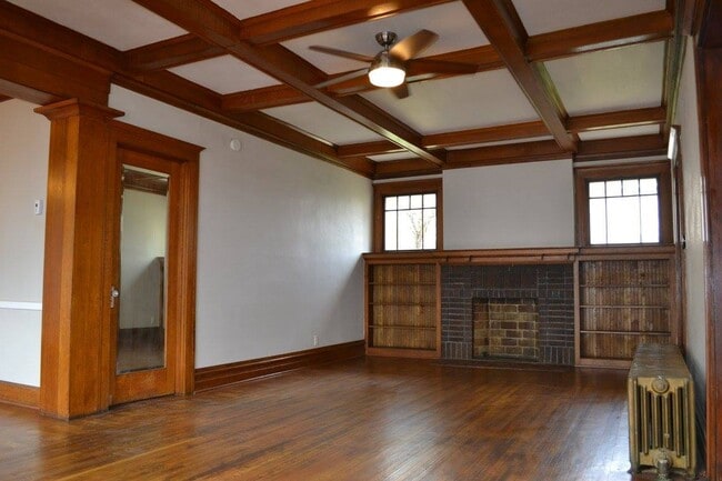 Photo - 211 N Spring Ave Unit 02