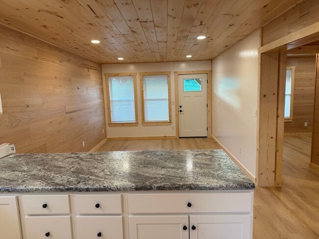 Photo - 29616 State Rte 41 Unidad Apt. B