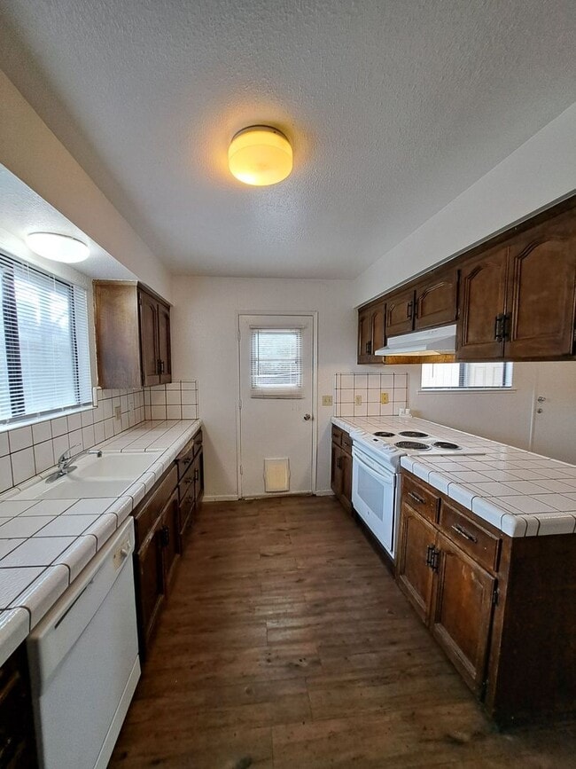 Photo - 4090-4094 N. Feland Ave. Unit 4094