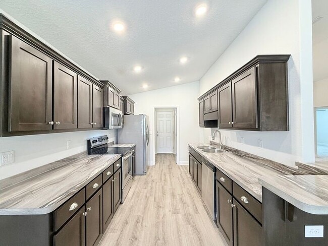 Photo - 4117 Hazelhurst Dr