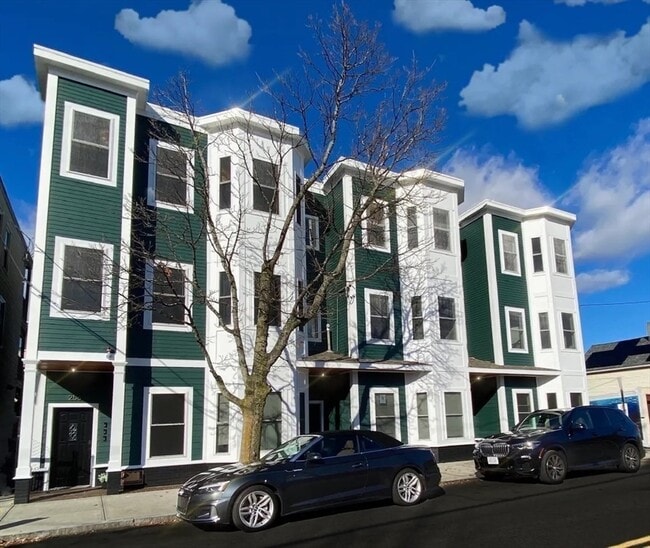 Photo - 258 Bremen St Unidad 1