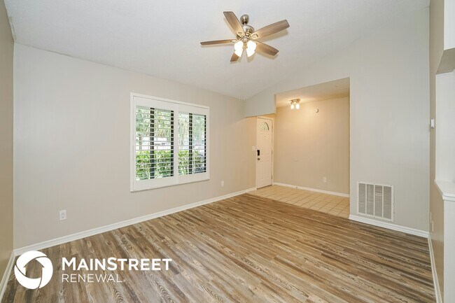 Photo - 402 Fleming Ave