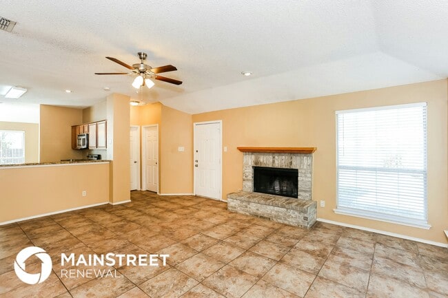 Photo - 2720 Clovermeadow Dr