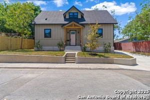 Building Photo - 315 Tilden St Rental