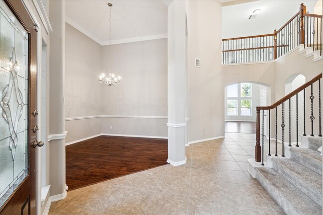 Photo - 30507 Russell Point Dr