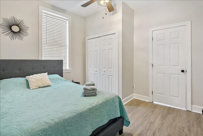 206 E 7th St Unit SI ID1603134P