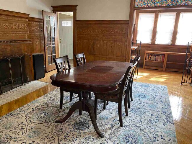 Photo - 163 Jewett Ave