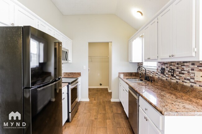 Photo - 7357 Lee Ann Dr