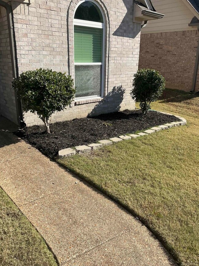 Photo - 4698 Shira Dr