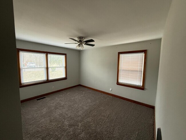 Photo - 104 Marable St