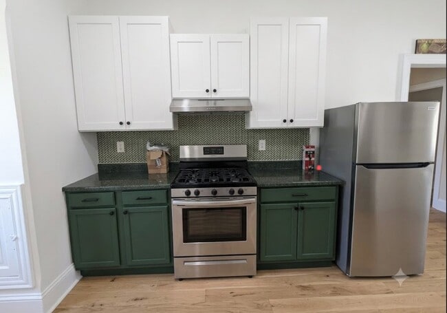Photo - 201 Bradford Ave Unit 3