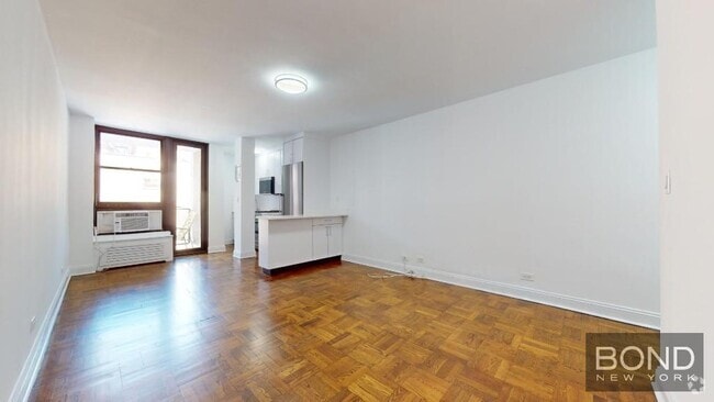 Building Photo - 165 E 35th St Unit 7C Rental