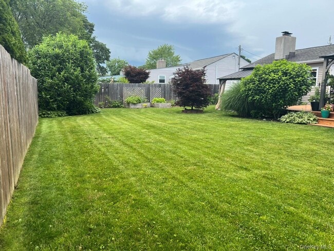 Photo - 32 Lloyd Ave