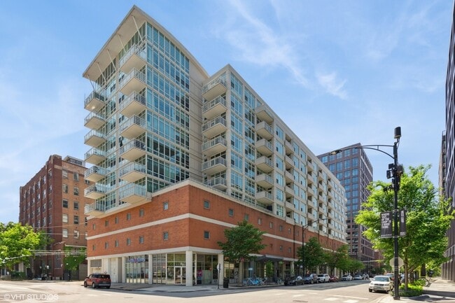 Building Photo - 909 W Washington Blvd Rental