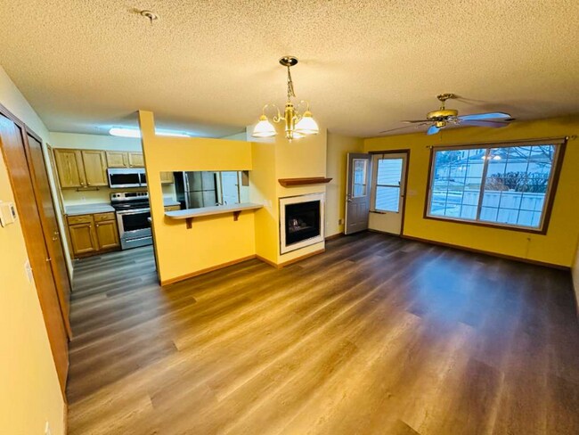 Photo - 13207 Bush Ln