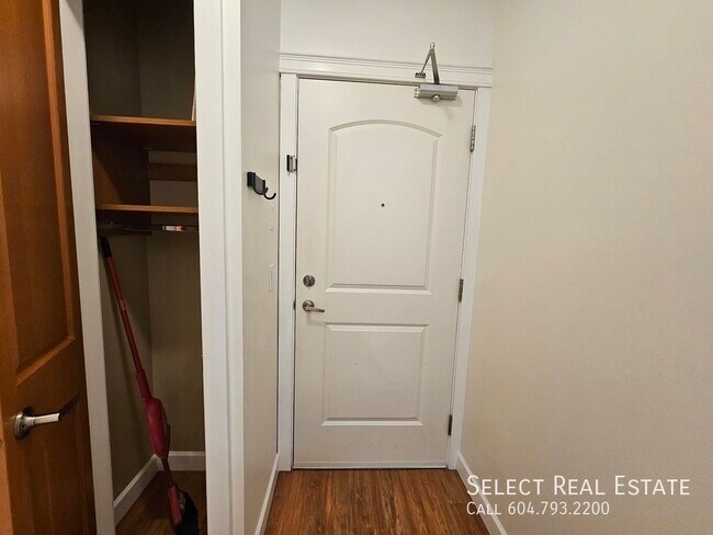 Photo - 8288-207A 207A St.