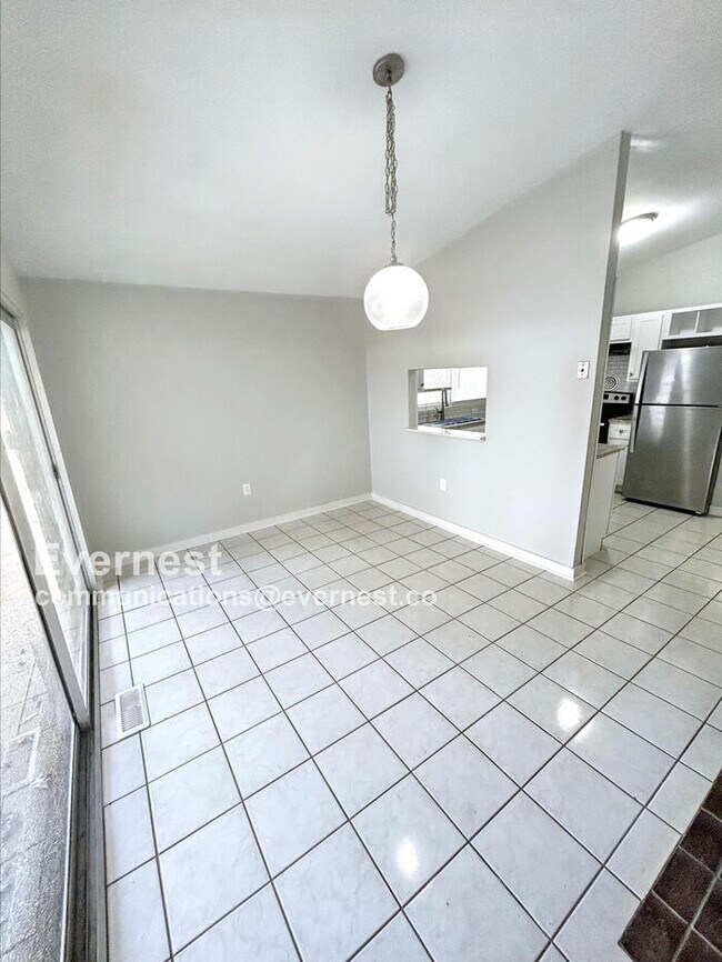 Photo - 1610 Gallant Fox Dr