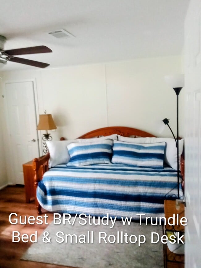 Photo - 701 Harper Pl