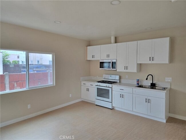 Building Photo - 6008 Kansas Ave Rental