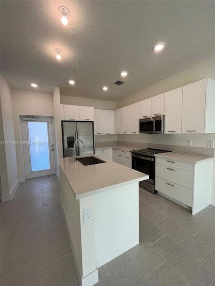 Photo - 8167 NW 41st St Unidad 402