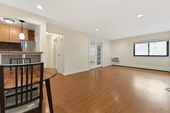 Photo - 7117 Park Ave Unit A4