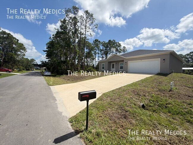 Photo - 731 Schrader Ave SW
