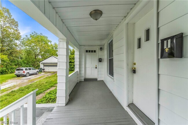 Photo - 80 Olde Egbert Rd Unit 1