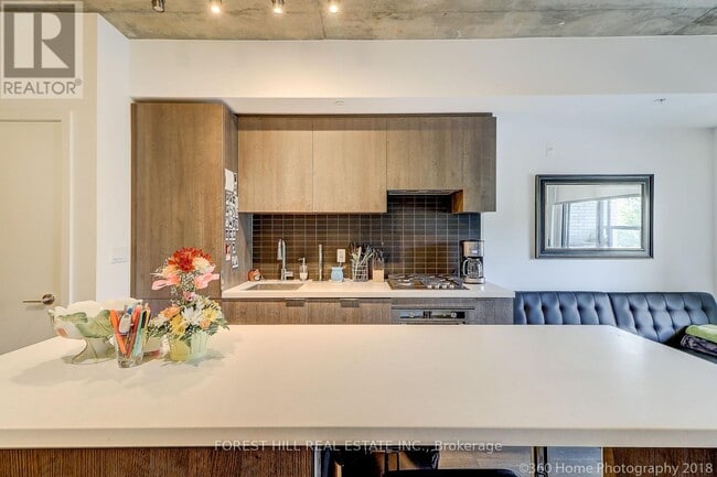 Photo - 109 Ossington Ave Unité 202
