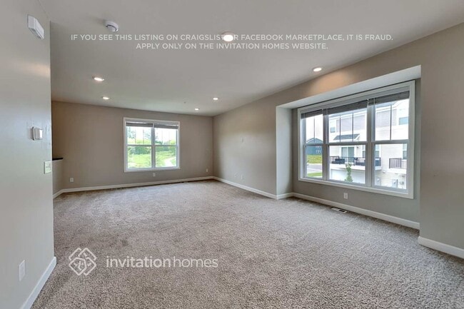 Photo - 7528 38th St N