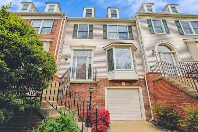 Exterior - 5806 Appleford Dr Townhome