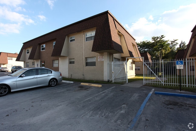 Photo - Emerald Isles