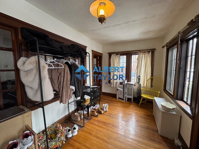 Photo - 44 Kirkwood Rd