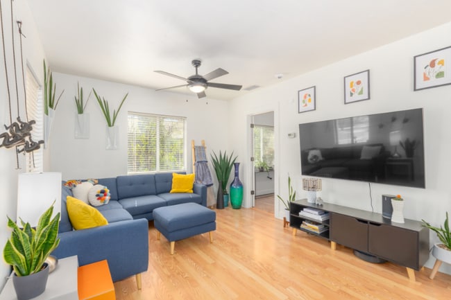 Photo - 3832 N 9th St