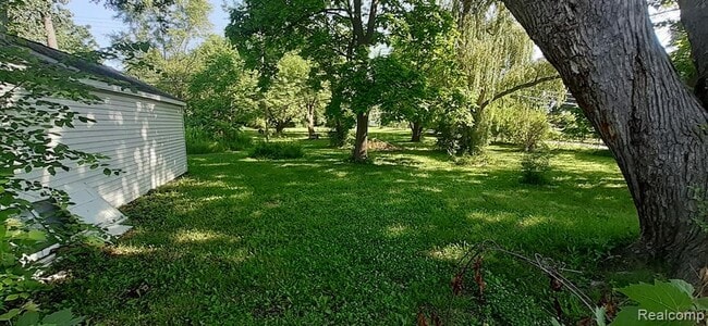 Photo - 965 Walton - Studio